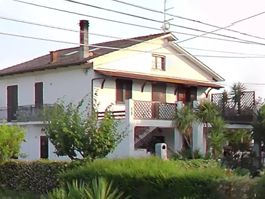 Immagine 2 di Appartamento in vendita  in Strada Santa Croce a Sant'elpidio A Mare