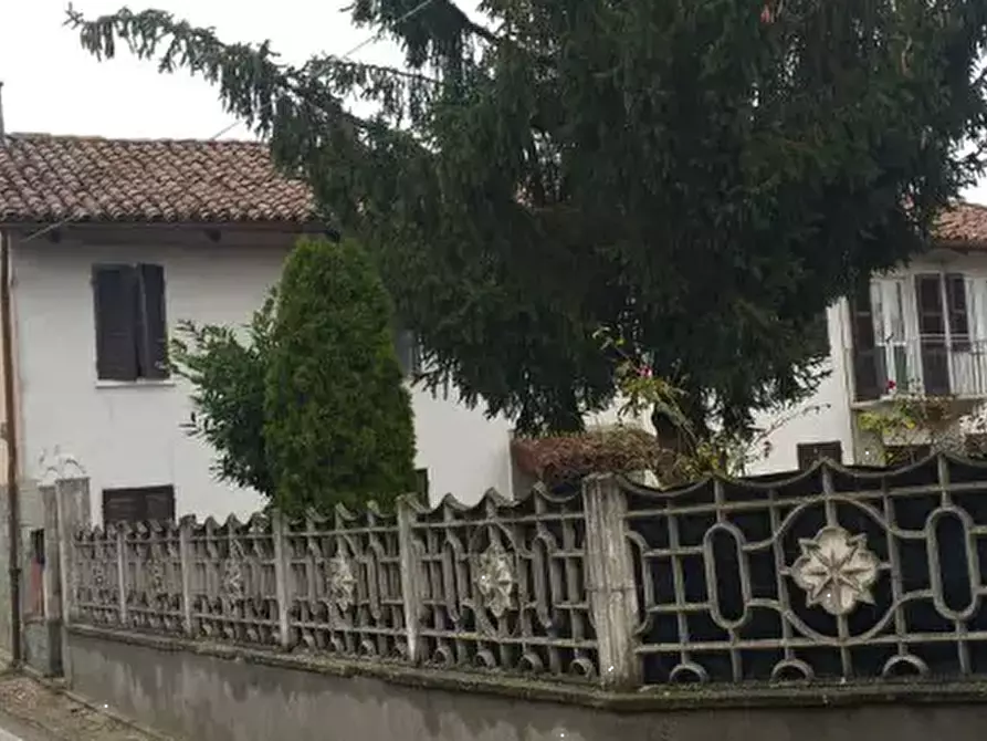 Immagine 2 di Casa indipendente in vendita  in Via Ollino a Rocca D'arazzo