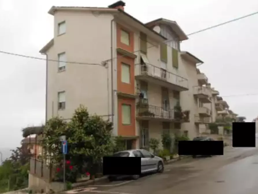 Immagine 2 di Appartamento in vendita  in Via Alessandro Manzoni a Montegranaro