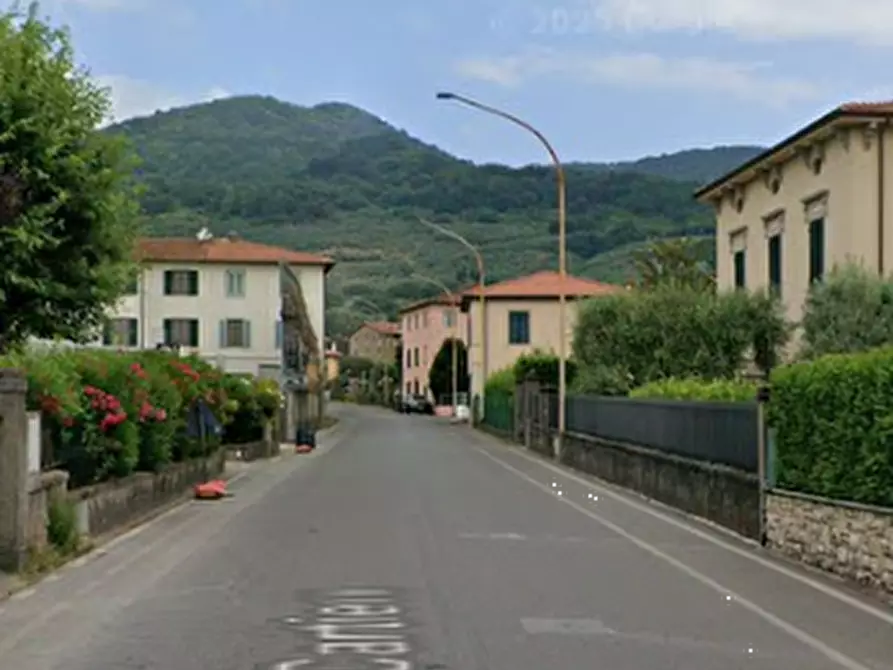 Immagine 6 di Appartamento in vendita  in Via delle Cartiere a Pescia