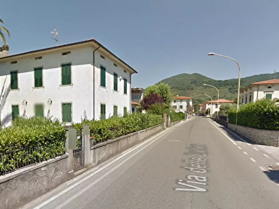 Immagine 10 di Appartamento in vendita  in Via delle Cartiere a Pescia