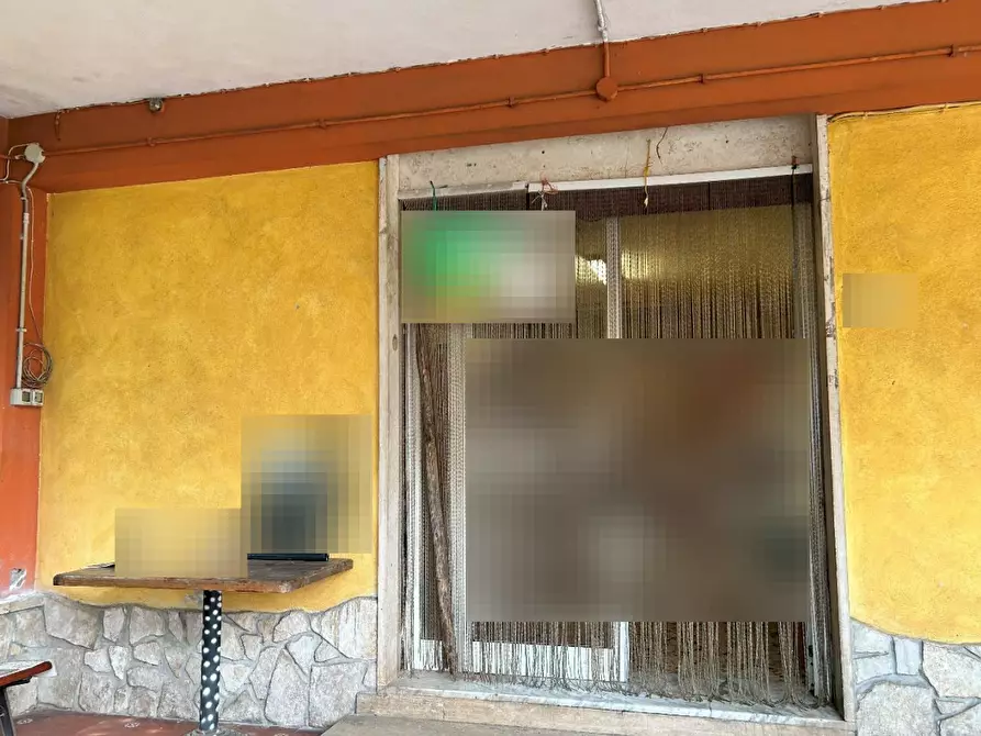 Immagine 1 di Magazzino in vendita  in Via di Casale a Lariano