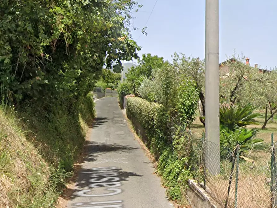 Immagine 5 di Magazzino in vendita  in Via di Casale a Lariano