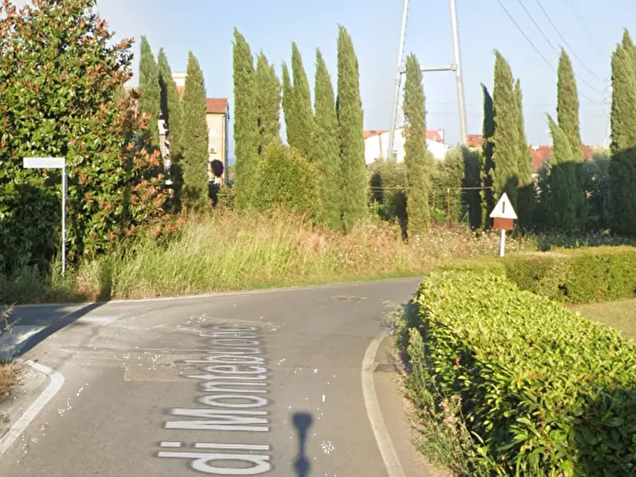 Immagine 16 di Appartamento in vendita  in Via di Montebuono  a Pistoia