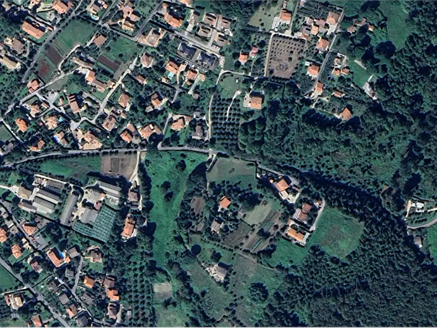 Immagine 6 di Laboratorio in vendita  in Piazza Centogocce a Lariano