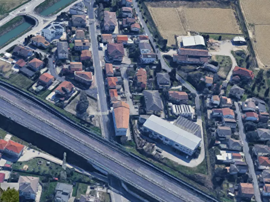 Immagine 1 di Magazzino in vendita  in Via Ponterotto  a Limena