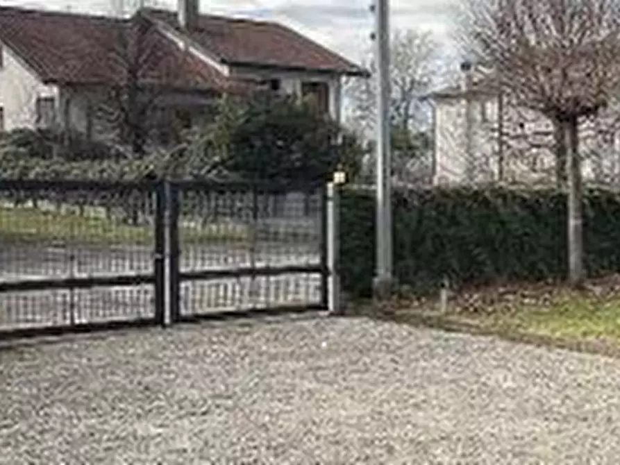 Immagine 11 di Porzione di casa in vendita  in  Via Roma  a Curtarolo