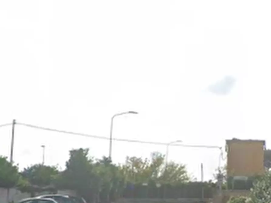 Immagine 7 di Negozio in vendita  in Via Naro a Pomezia