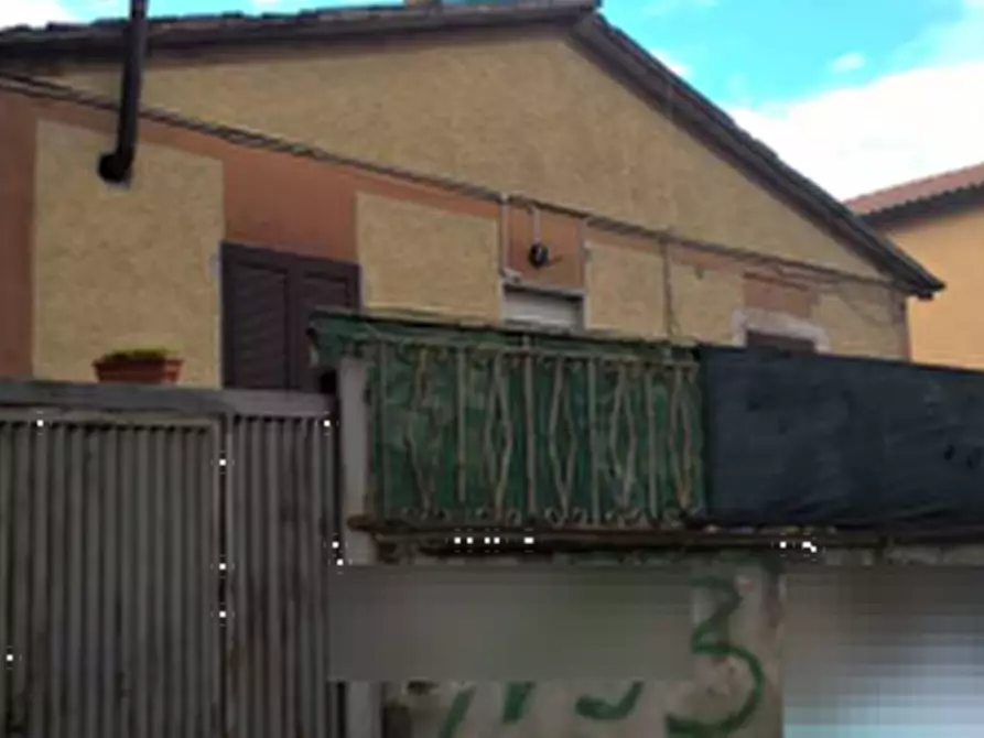 Immagine 1 di Casa indipendente in vendita  in Via dei Castagni a Lariano