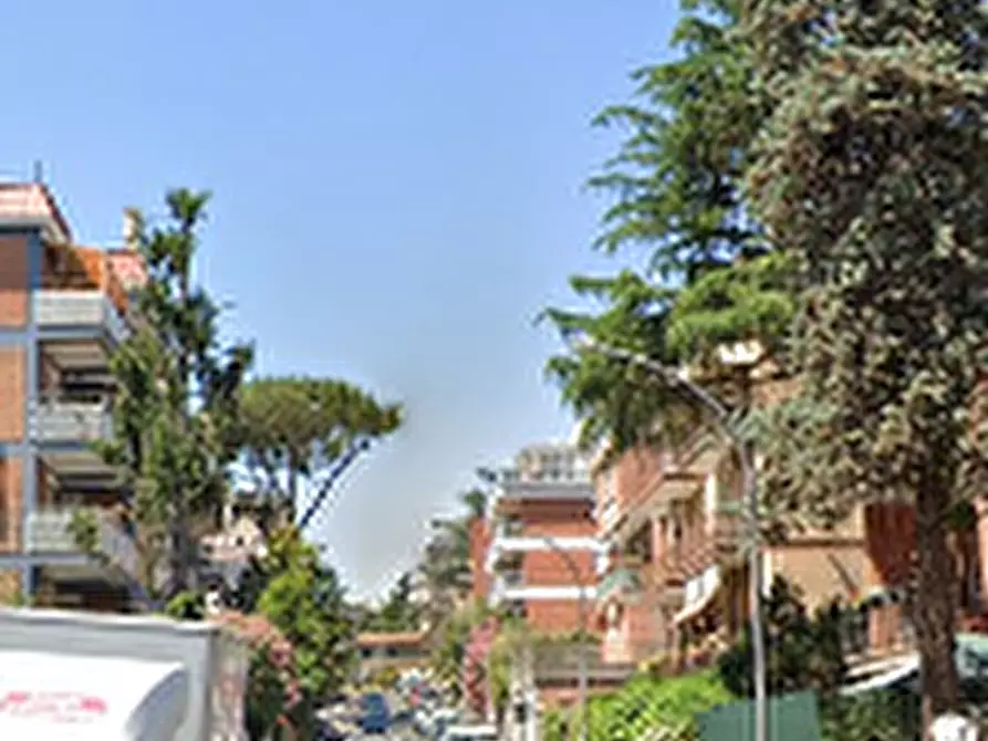 Immagine 10 di Ufficio in vendita  in Via degli artificieri a Roma