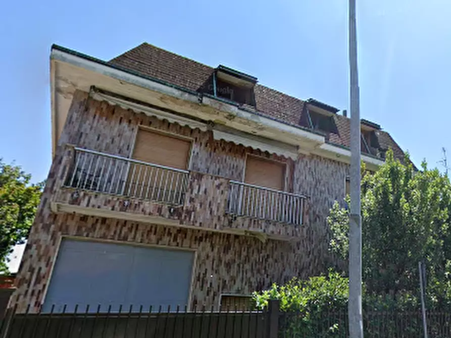 Immagine 1 di Appartamento in vendita  in Via Giovanni Boccaccio a Trezzano Sul Naviglio