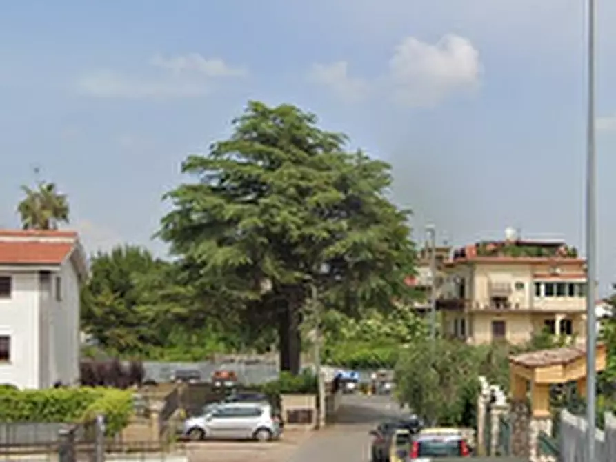 Immagine 9 di Appartamento in vendita  in Via Casalanguida a Roma
