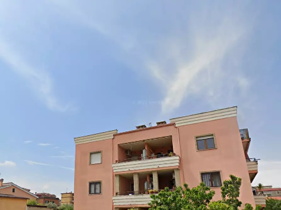 Immagine 2 di Appartamento in vendita  in Via Casalanguida a Roma