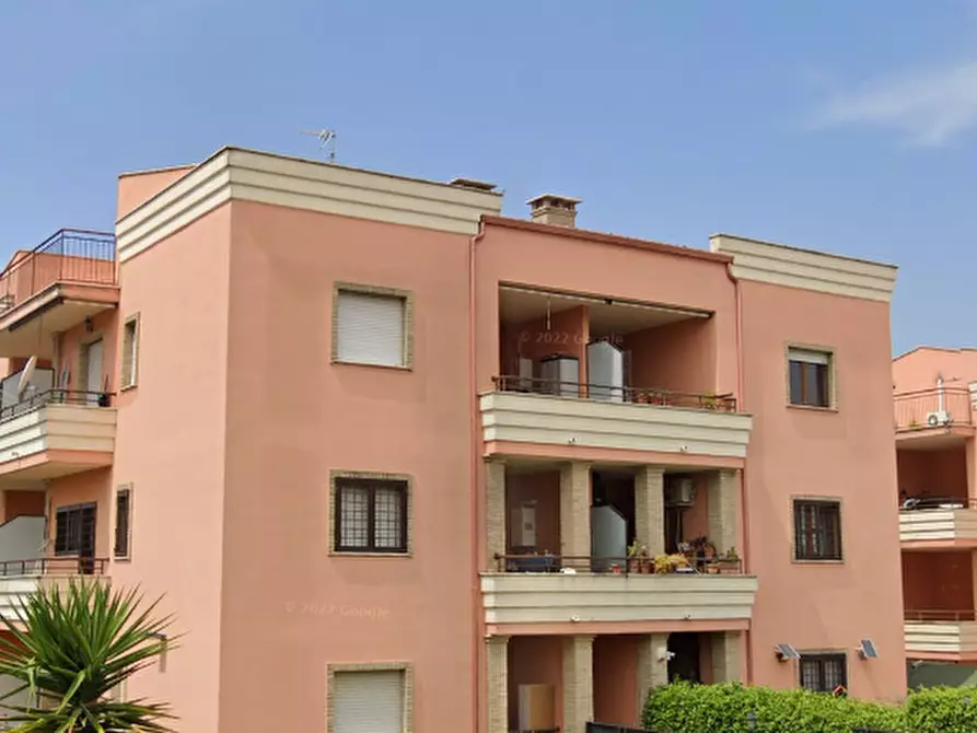 Immagine 6 di Appartamento in vendita  in Via Casalanguida a Roma