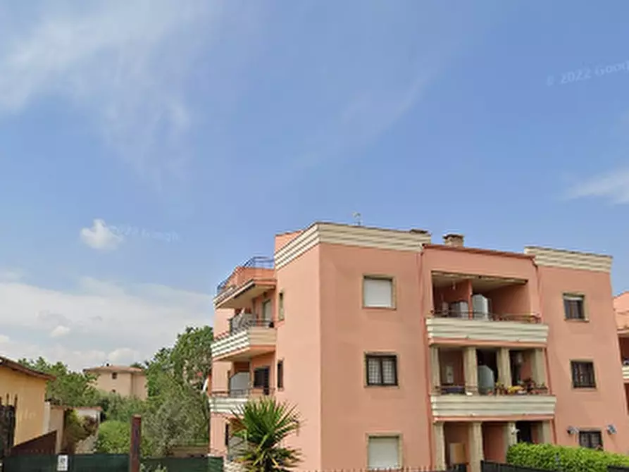 Immagine 7 di Appartamento in vendita  in Via Casalanguida a Roma