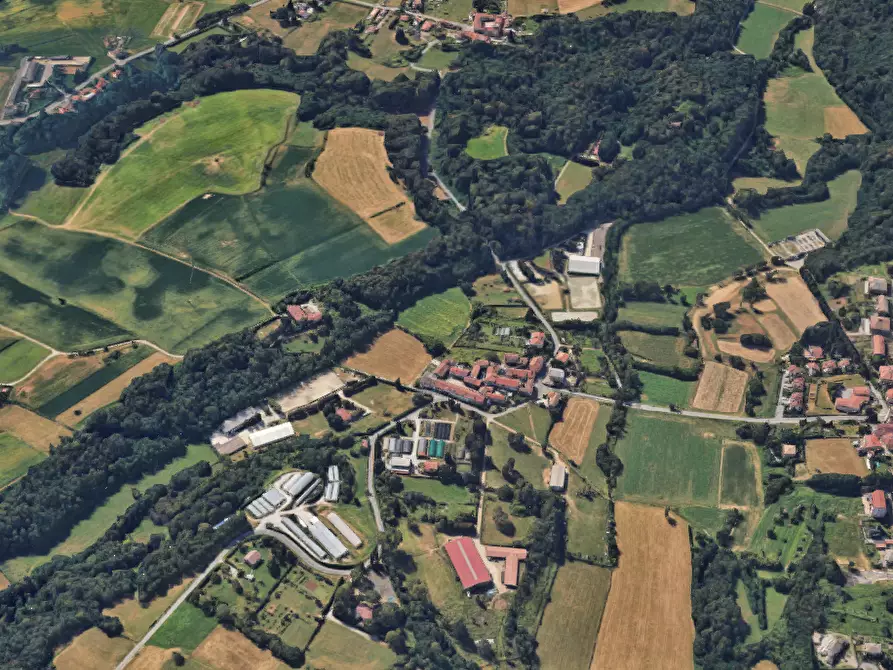 Immagine 8 di Appartamento in vendita  in Via Cardinal Federico Borromeo a Besana In Brianza