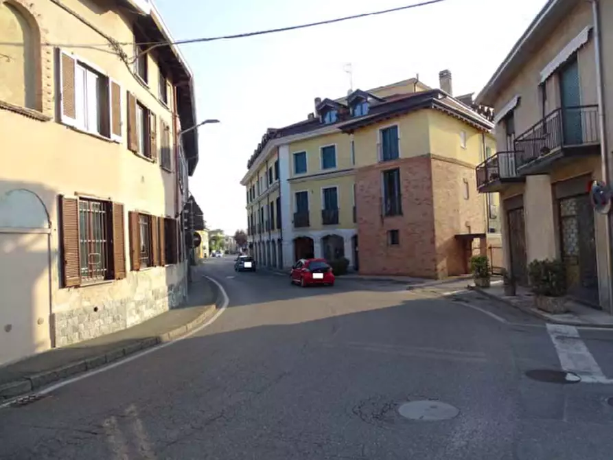 Immagine 1 di Appartamento in vendita  in Via G. Garibaldi a Cairate