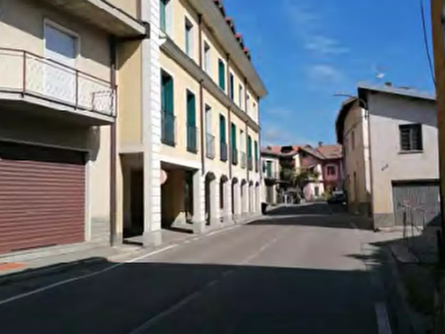 Immagine 2 di Appartamento in vendita  in Via G. Garibaldi a Cairate