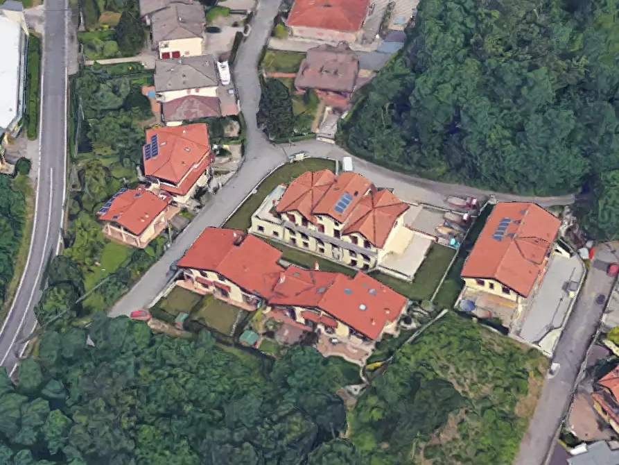 Immagine 9 di Negozio in vendita  in Via Tonale a Besnate