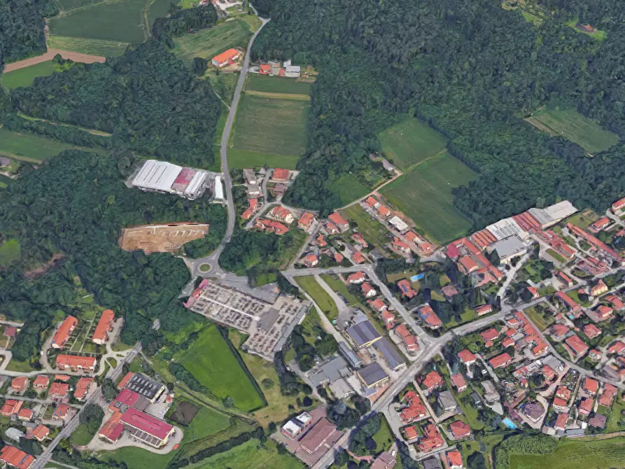 Immagine 13 di Negozio in vendita  in Via Tonale a Besnate