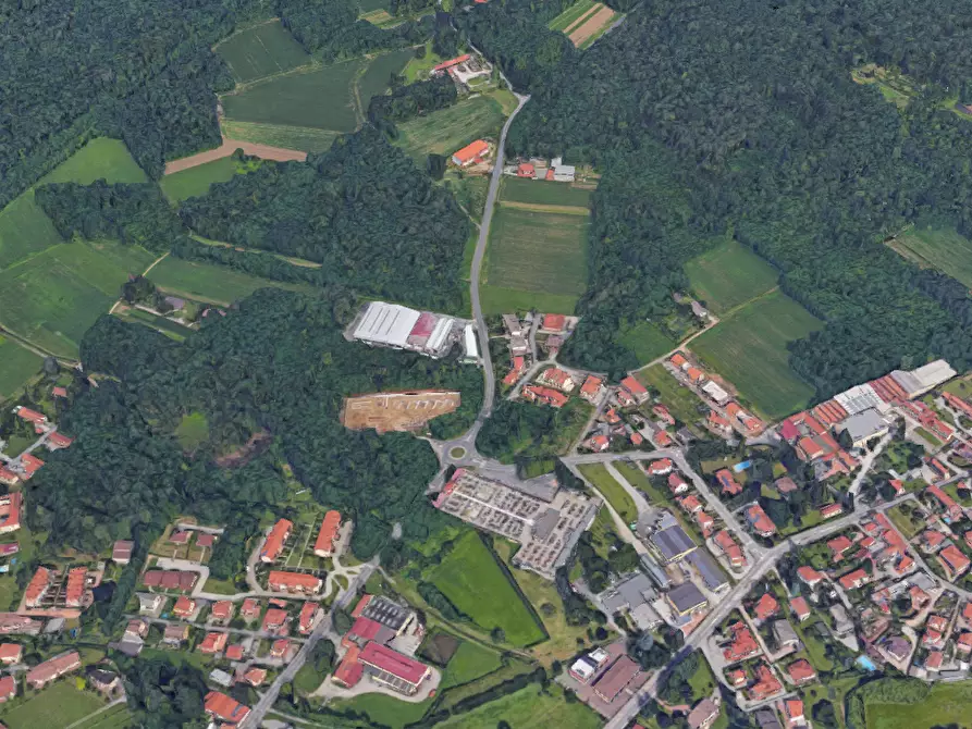 Immagine 14 di Negozio in vendita  in Via Tonale a Besnate