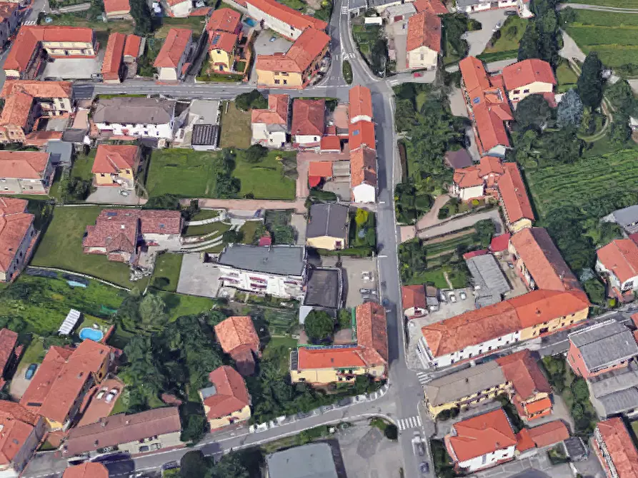 Immagine 10 di Negozio in vendita  in Via S. Gaetano a Besnate