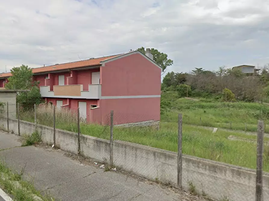 Immagine 6 di Villetta a schiera in vendita  in Via Carlo Cassola a Roma