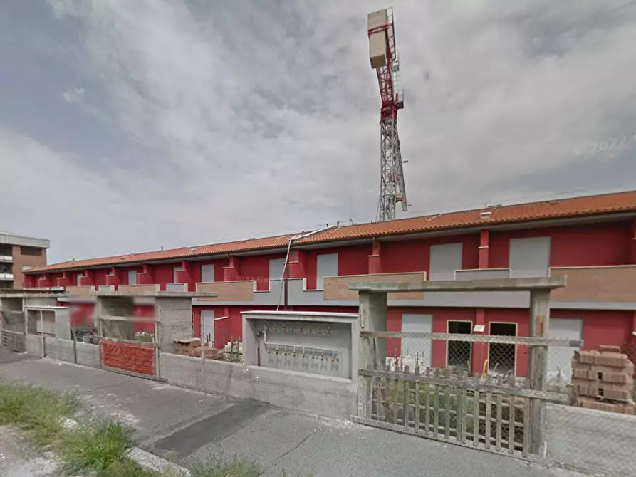 Immagine 7 di Villetta a schiera in vendita  in Via Carlo Cassola a Roma