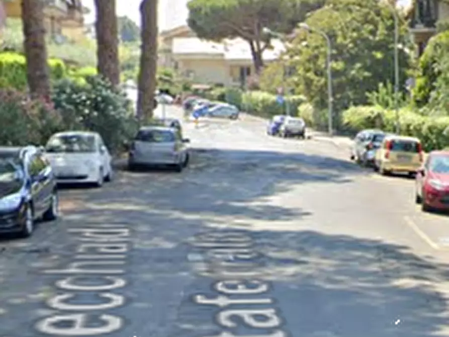 Immagine 12 di Appartamento in vendita  in Via Vecchia di Grottaferrata a Marino