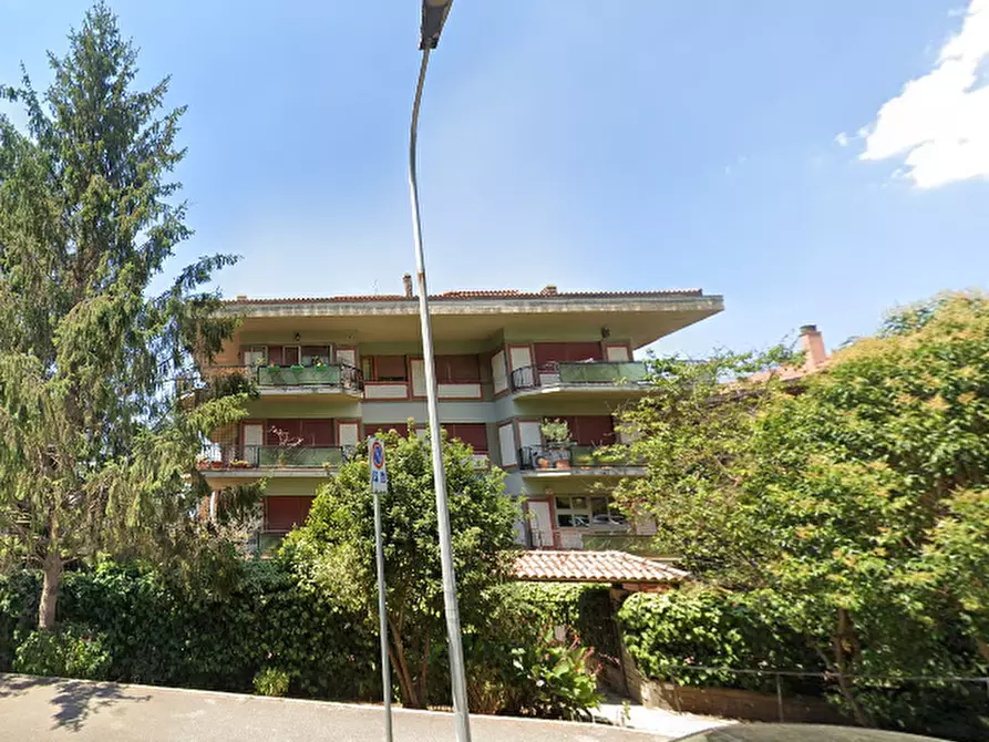 Immagine 6 di Appartamento in vendita  in Via Vecchia di Grottaferrata a Marino