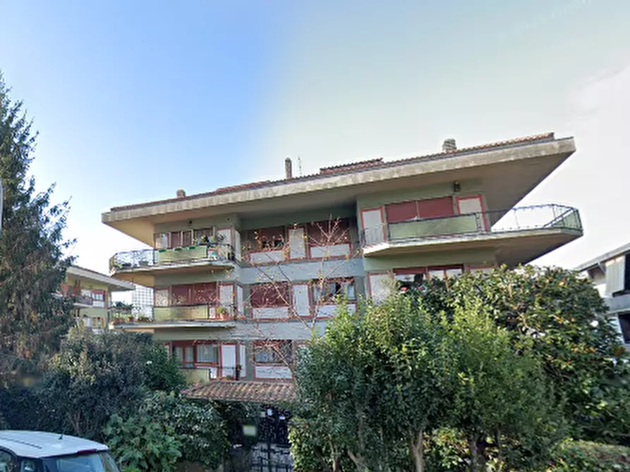 Immagine 1 di Appartamento in vendita  in Via Vecchia di Grottaferrata a Marino