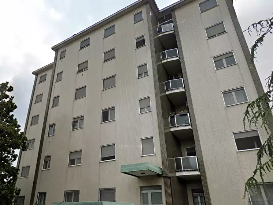 Immagine 4 di Appartamento in vendita  in Viale Palmiro Togliatti a Rozzano