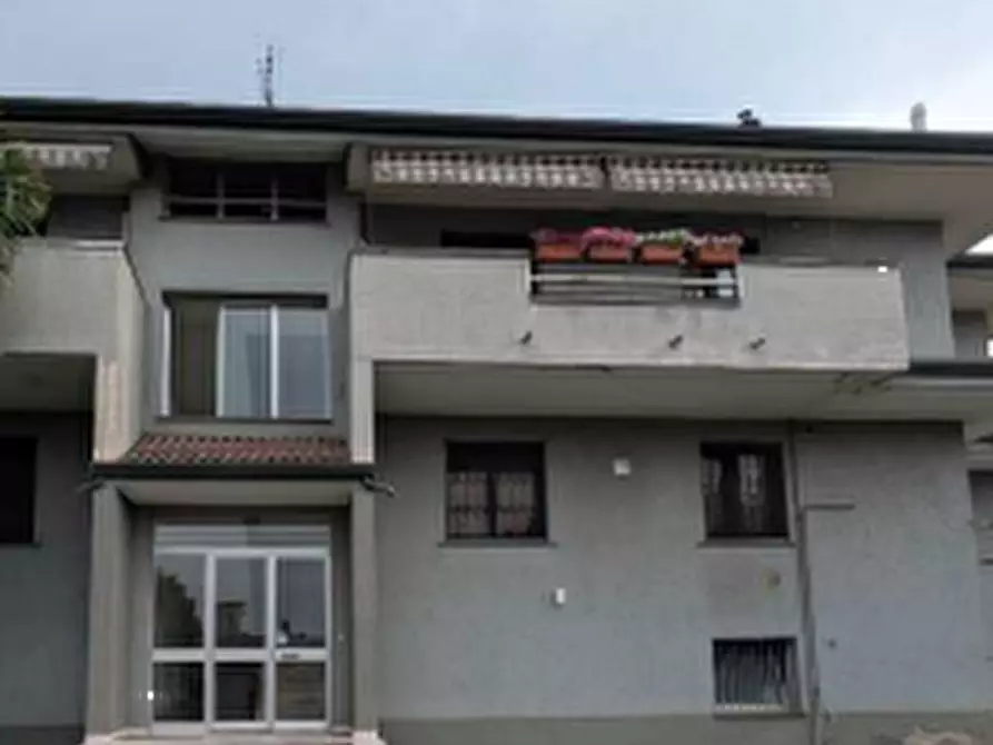 Immagine 1 di Appartamento in vendita  in Corso Europa a Solaro