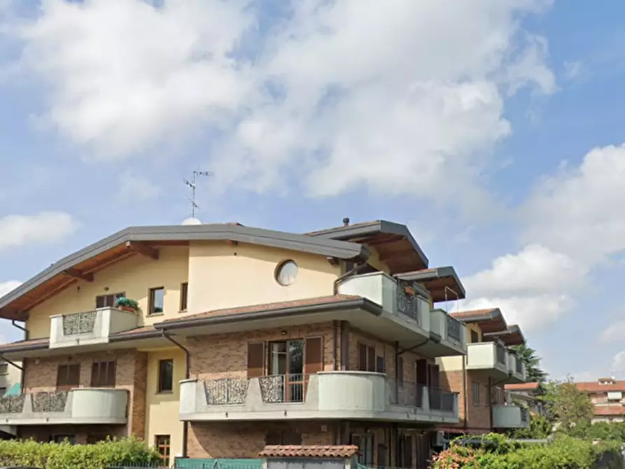 Immagine 2 di Appartamento in vendita  in Corso Isonzo a Seveso