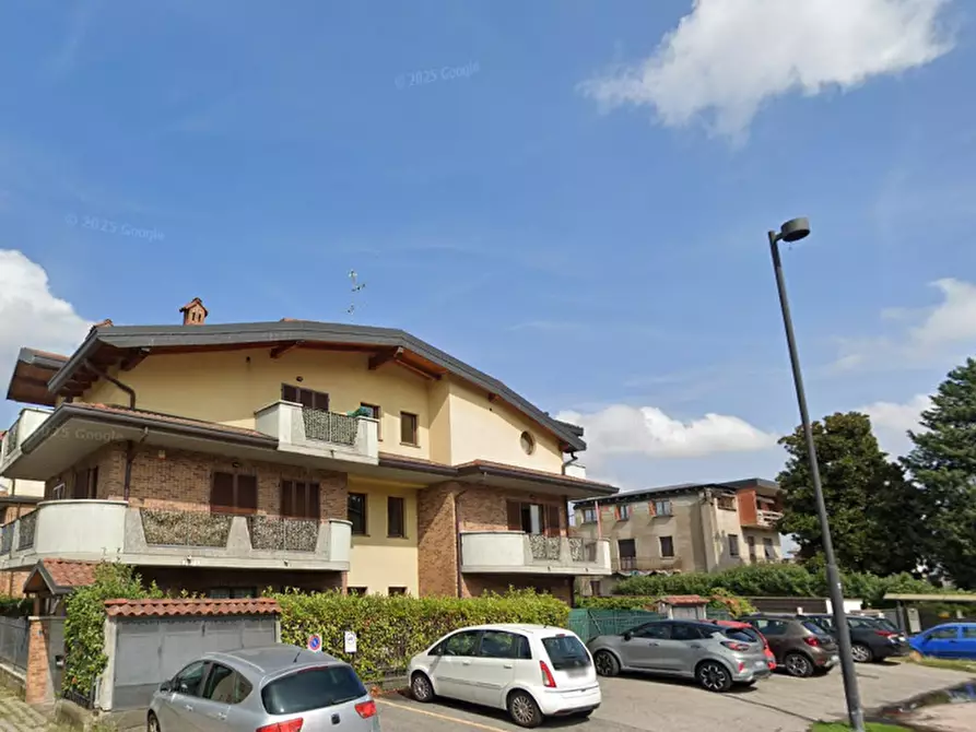 Immagine 8 di Appartamento in vendita  in Corso Isonzo a Seveso