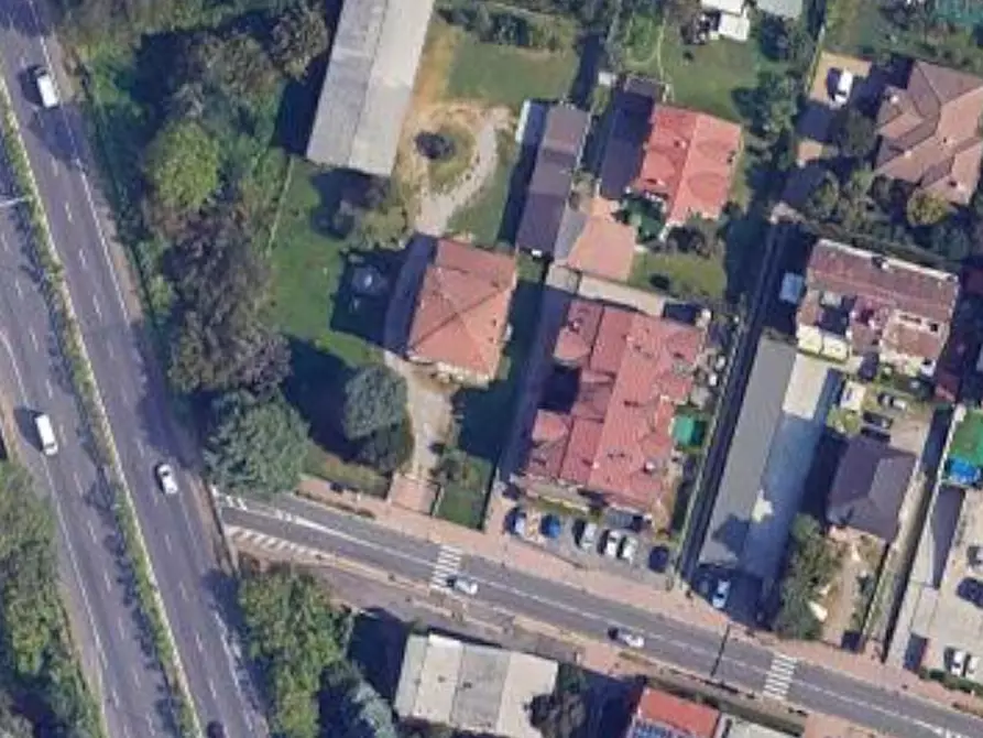 Immagine 14 di Appartamento in vendita  in Corso Isonzo a Seveso