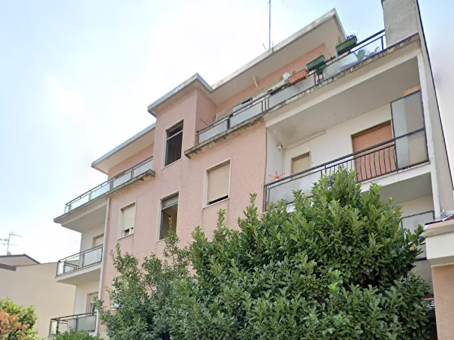 Immagine 5 di Appartamento in vendita  in Via F.lli Rosselli a Cinisello Balsamo