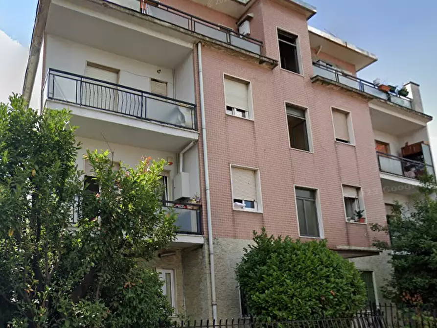 Immagine 7 di Appartamento in vendita  in Via F.lli Rosselli a Cinisello Balsamo