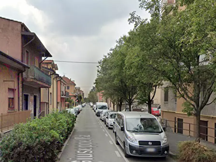 Immagine 17 di Appartamento in vendita  in Via Parini a Cinisello Balsamo