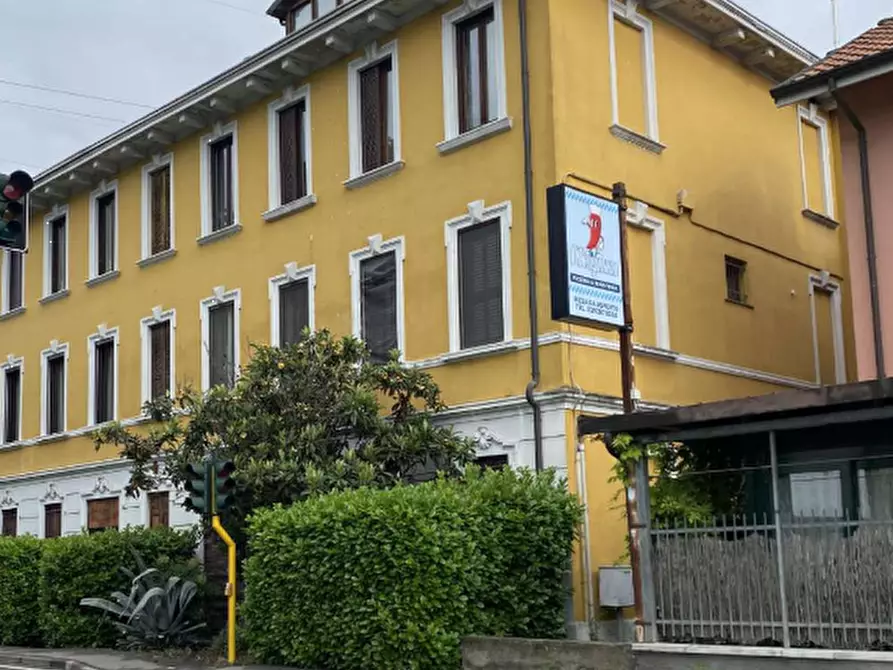 Immagine 4 di Appartamento in vendita  in Via San Maurizio al Lambro a Brugherio