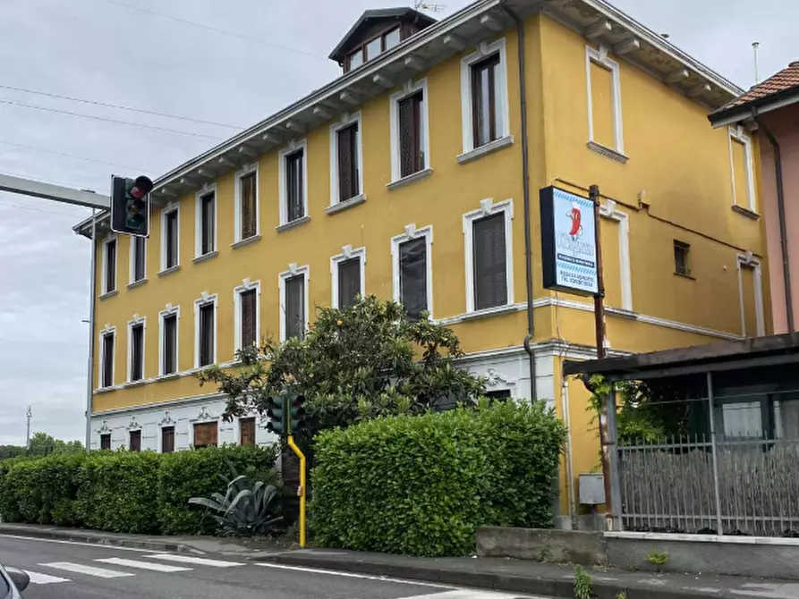 Immagine 9 di Appartamento in vendita  in Via San Maurizio al Lambro a Brugherio