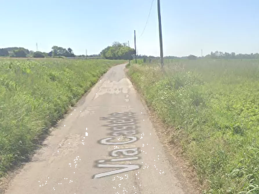 Immagine 7 di Terreno agricolo in vendita  in Via Castello a Cornate D'adda