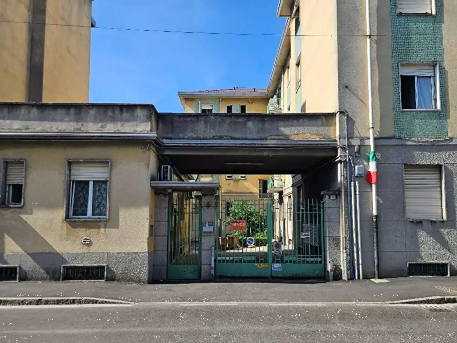 Immagine 2 di Appartamento in vendita  in Via Filippo Turati a Limbiate