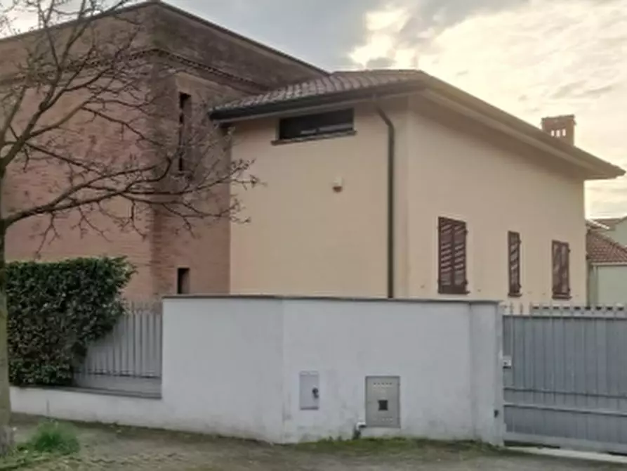 Immagine 4 di Villa in vendita  in Via Dell Acqua a Mezzago