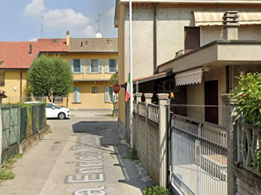 Immagine 15 di Appartamento in vendita  in Via Enrico Tazzoli a Seregno