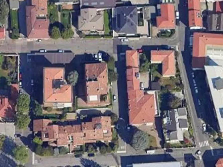 Immagine 18 di Appartamento in vendita  in Via Enrico Tazzoli a Seregno