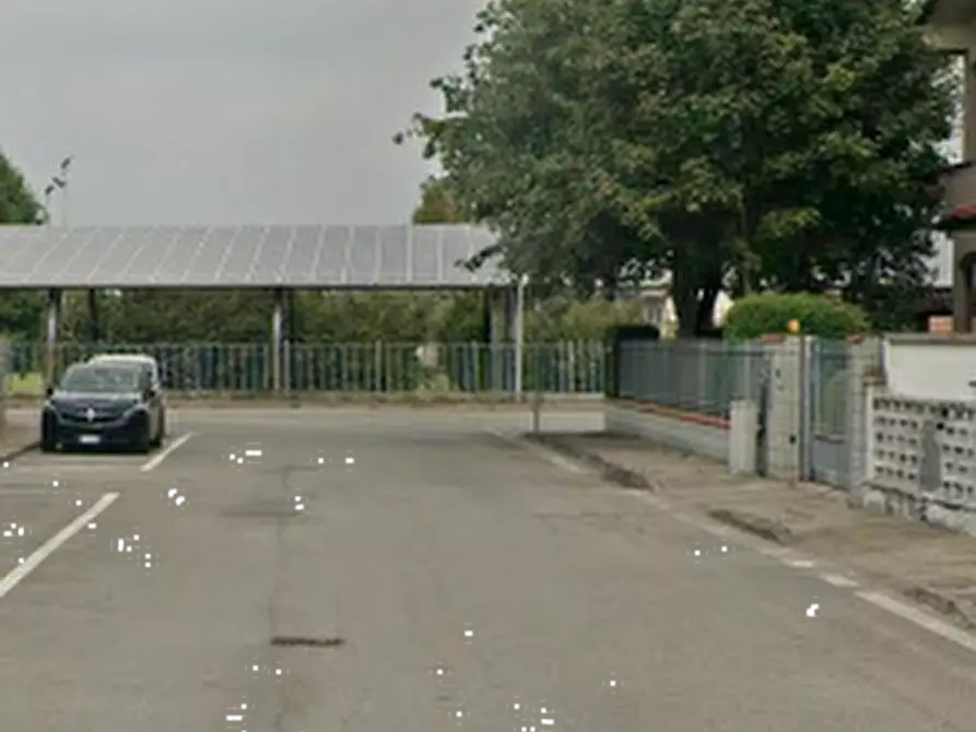 Immagine 11 di Appartamento in vendita  in Via Fitto a Santa Cristina E Bissone