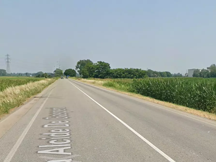 Immagine 11 di Terreno edificabile in vendita  in Via Alcide De Gasperi a Sannazzaro De' Burgondi