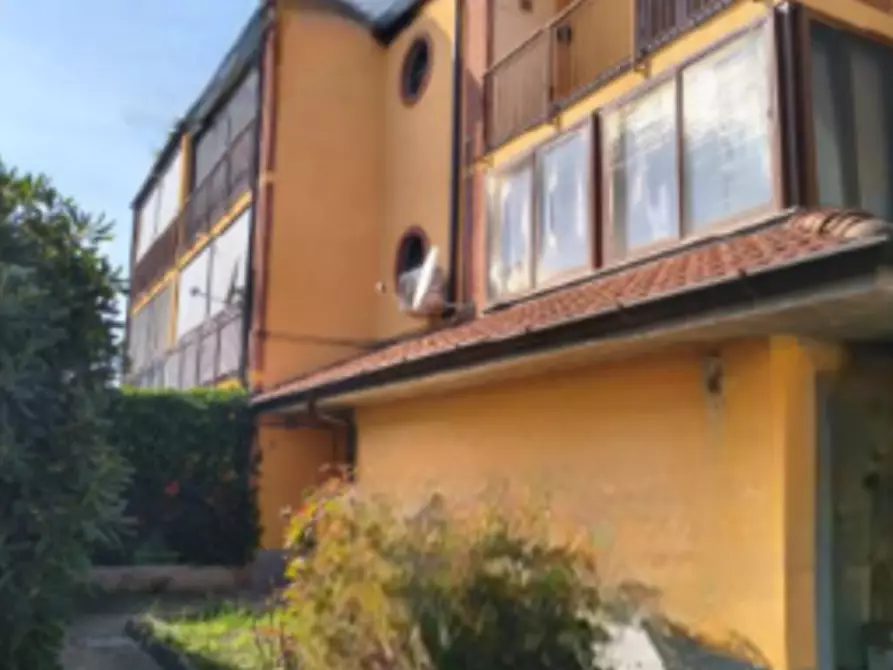 Immagine 1 di Appartamento in vendita  in Via Grugnetto a Vidigulfo