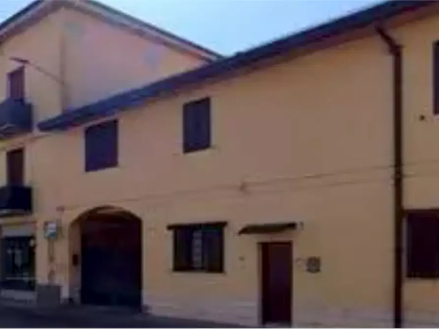 Immagine 2 di Appartamento in vendita  in Via Crivelli a Bascapè